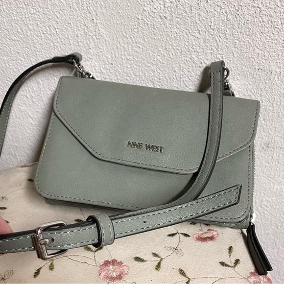 Nine West Green Crossbody Bag - Picture 10 of 10